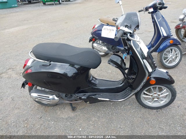 ZAPM818G9K5900160 Vespa E4 Engine