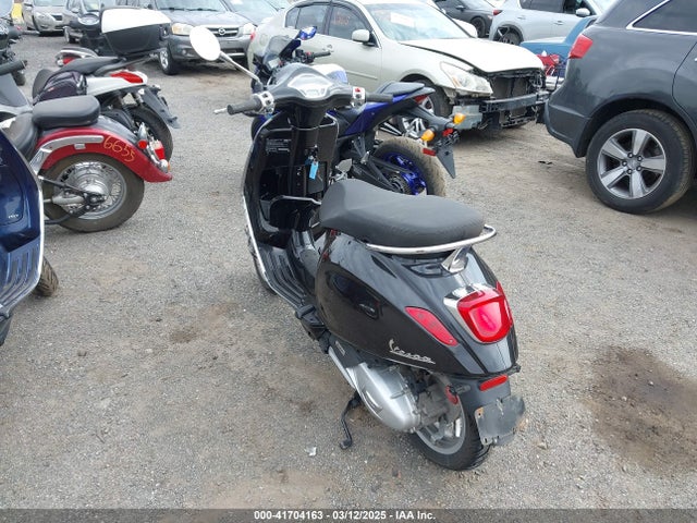 ZAPM818G9K5900160 Vespa E4 Engine