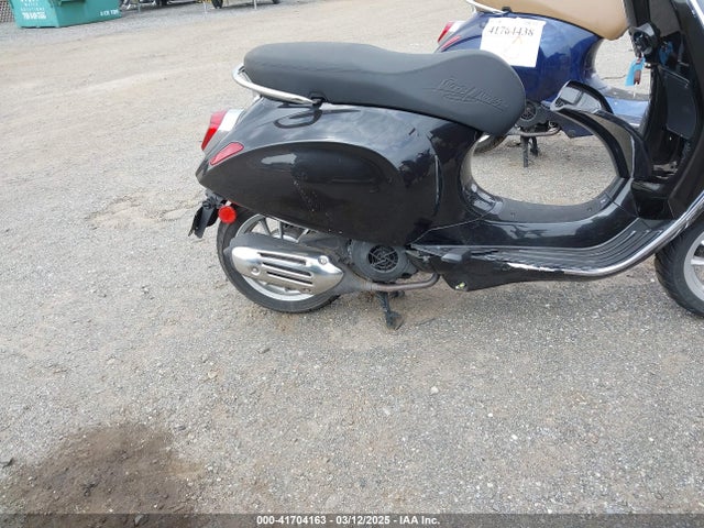 ZAPM818G9K5900160 Vespa E4 Engine