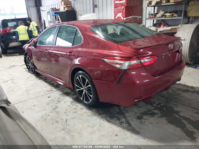 4T1B11HK7JU616219 Toyota CAMRY SE
