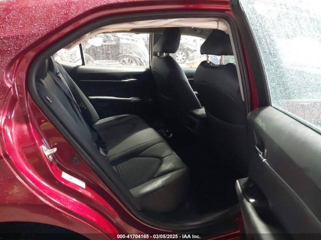 4T1B11HK7JU616219 Toyota CAMRY SE