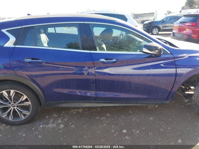 SJKCH5CRXHA015878 Infiniti Qx30 Premium