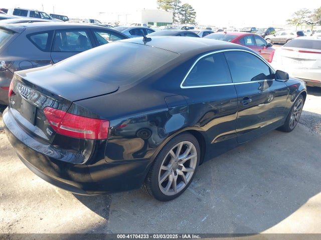 Продажа на аукционе авто 2012 Audi A5 2.0t Premium, vin: WAULFAFR8CA015509, номер лота: 41704233