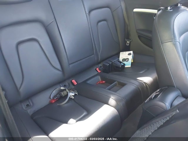 Продажа на аукционе авто 2012 Audi A5 2.0t Premium, vin: WAULFAFR8CA015509, номер лота: 41704233
