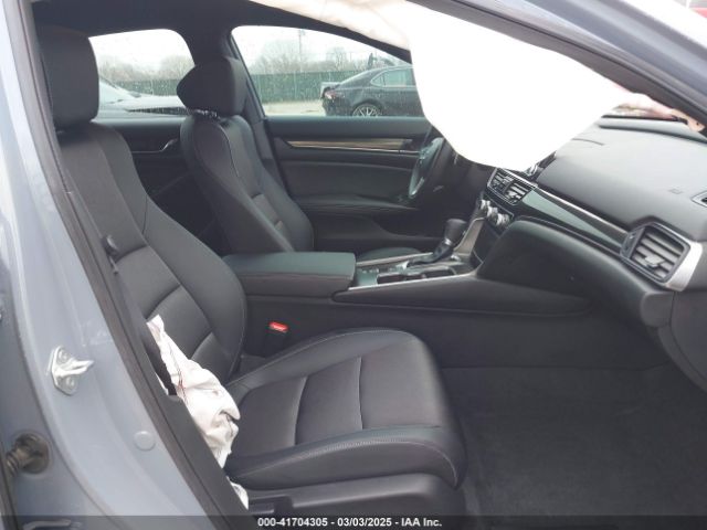 1HGCV1F32NA109021 Honda Accord Sport