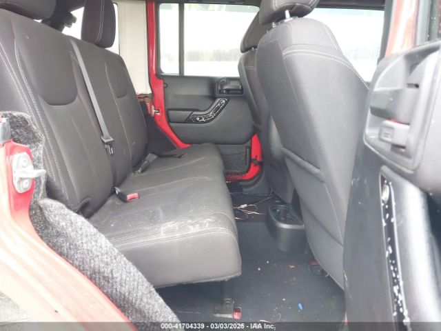 1C4BJWEG6HL575731 Jeep Wrangler Unlimited Sahara