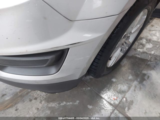 2GNALBEK9H1550998 Chevrolet EQUINOX LS