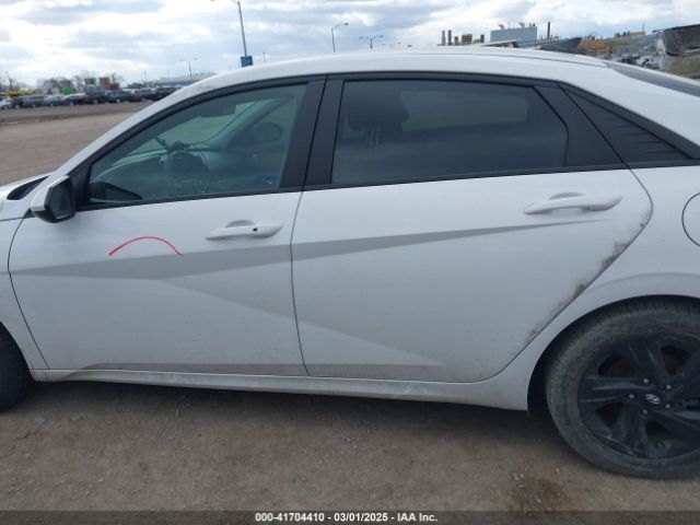 KMHLM4AJ6NU023102 Hyundai Elantra Hybrid Blue