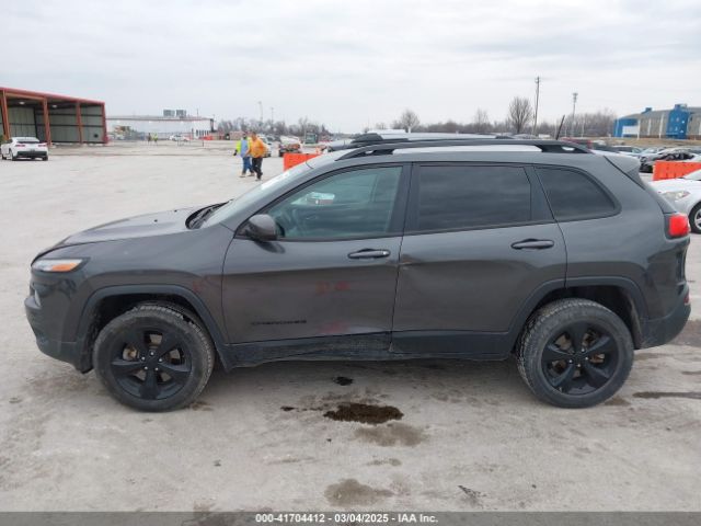 1C4PJMCB9GW152673 Jeep Cherokee Altitude