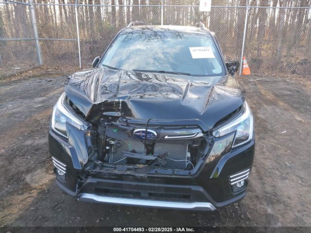 JF2SKARC5PH515112 Subaru Forester Touring