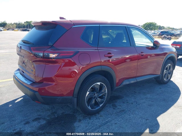 JN8BT3BA4RW000640 Nissan Rogue Sv Fwd