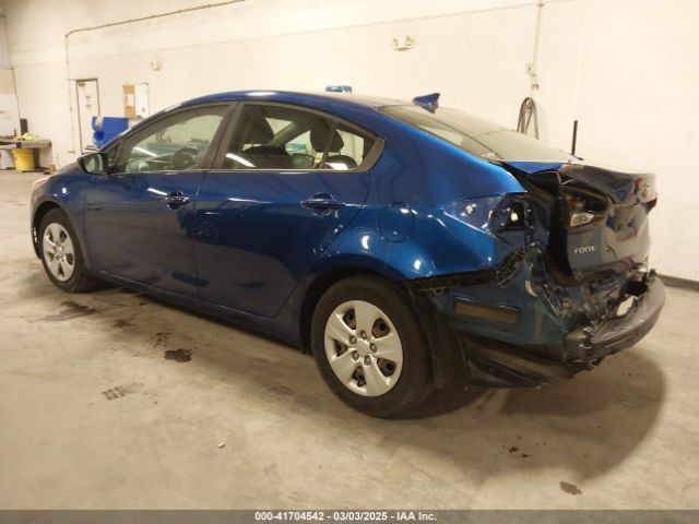 3KPFL4A72JE262437 KIA FORTE LX