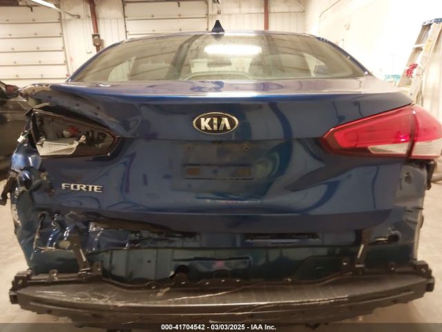 3KPFL4A72JE262437 KIA FORTE LX