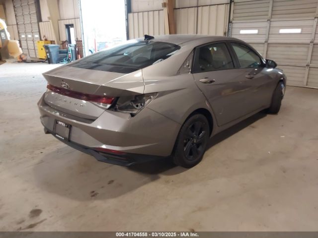 KMHLM4AG5PU603111 Hyundai ELANTRA SEL