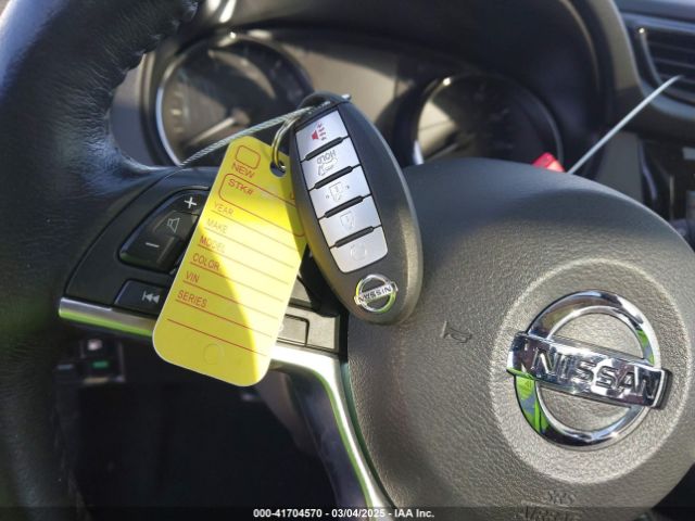 JN8AT2MT4JW487069 Nissan Rogue Sl