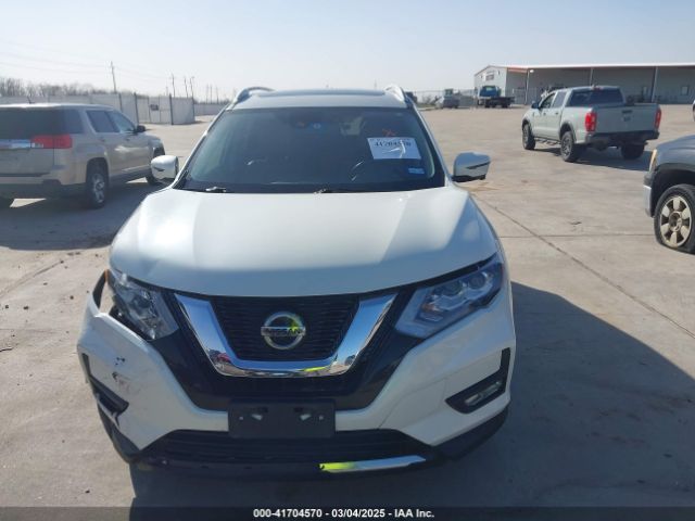 JN8AT2MT4JW487069 Nissan Rogue Sl