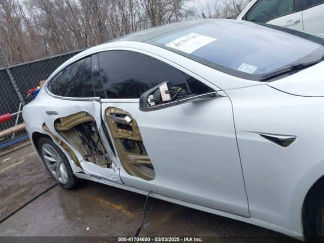 5YJSA1E2XJF274766 Tesla Model S 100d/75d/p100d