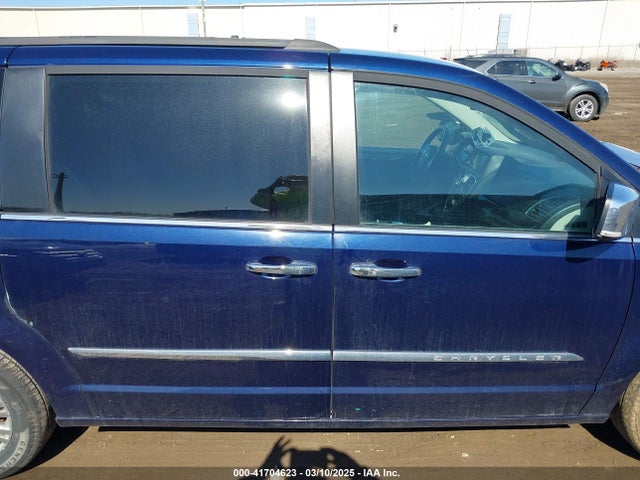 2C4RC1CG1GR232295 Chrysler Town & Country Touring-l