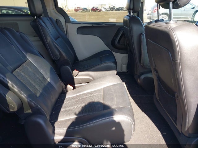 2C4RC1CG1GR232295 Chrysler Town & Country Touring-l