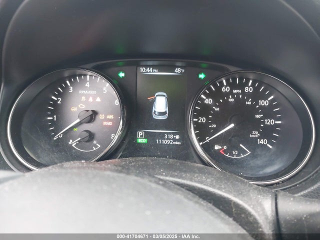 JN8AT2MV5HW262526 Nissan ROGUE SV