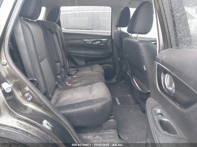 JN8AT2MV5HW262526 Nissan ROGUE SV