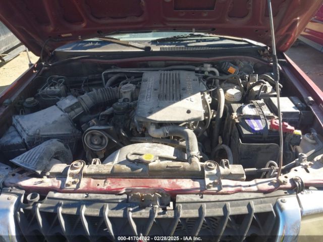 2000 MITSUBISHI MONTERO SPORT JA4MT31H8YP047756 Photo 9