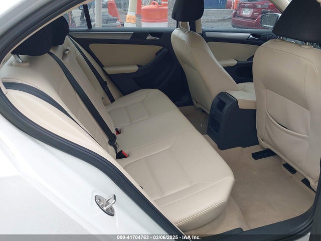 3VWD67AJ3GM392427 Volkswagen Jetta 1.4t Se