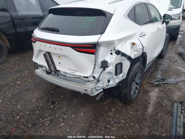 2T2HKCEZ3SC043032 Lexus Nx 350h Luxury