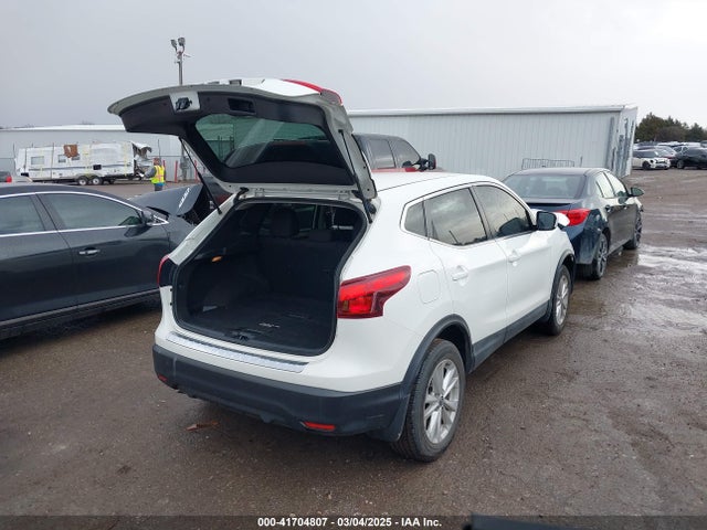 JN1BJ1CP2KW231473 Nissan Rogue Sport S