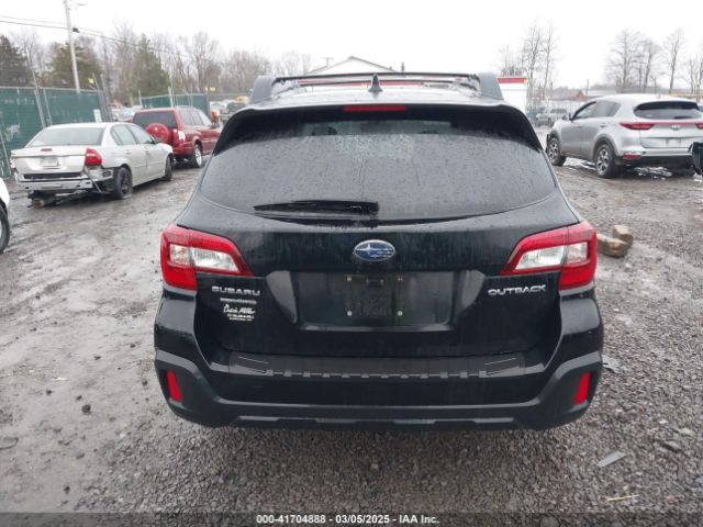 4S4BSAHC8K3318470 Subaru Outback 2.5i Premium