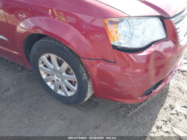 2014 Chrysler Town & Country Touring მანქანა იყიდება აუქციონზე, vin: 2C4RC1BG6ER294564, აუქციონის ნომერი: 41704920