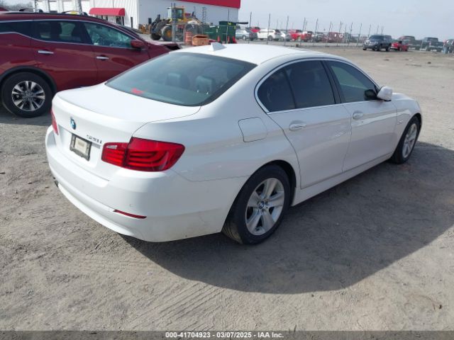 2013 BMW 528I WBAXG5C56DD235013 Photo 3