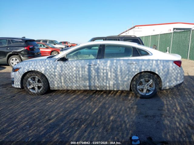 1G1ZC5ST1NF186521 Chevrolet Malibu Fwd 1fl