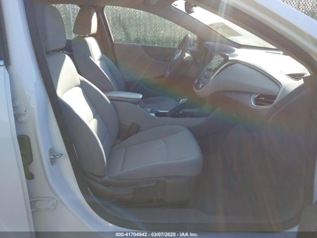 1G1ZC5ST1NF186521 Chevrolet Malibu Fwd 1fl