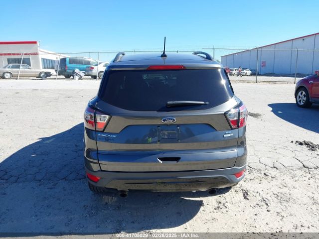 1FMCU9GD0JUA40096 Ford ESCAPE SE