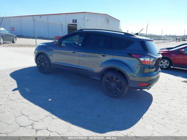 1FMCU9GD0JUA40096 Ford ESCAPE SE
