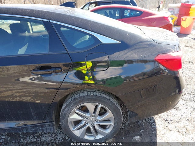 1HGCV1F17JA238199 Honda ACCORD LX