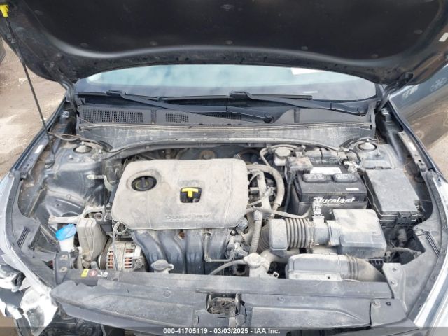 3KPF24ADXKE055613 KIA Forte Lxs