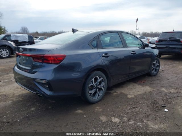 3KPF24ADXKE055613 KIA Forte Lxs