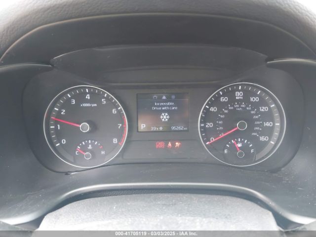 3KPF24ADXKE055613 KIA Forte Lxs