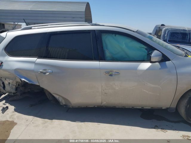 5N1AR2MNXFC618926 Nissan Pathfinder