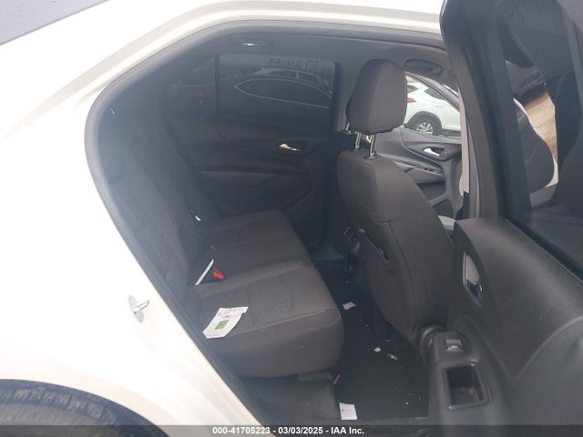 2GNAXJEV0J6141712 Chevrolet EQUINOX LT