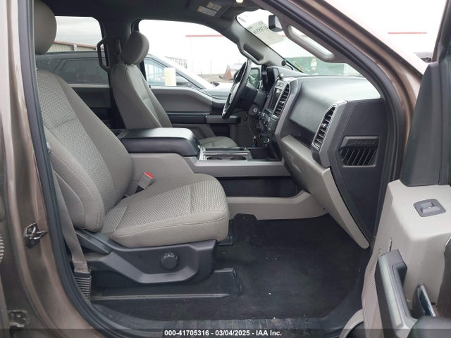 1FTFW1E4XKKD17947 Ford F-150 Xlt