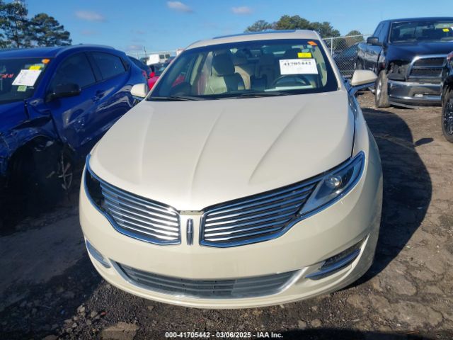 3LN6L2G9XGR605070 Lincoln MKZ