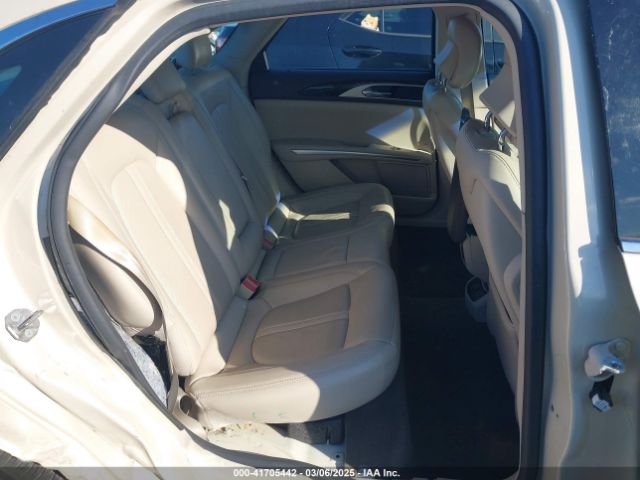 3LN6L2G9XGR605070 Lincoln MKZ