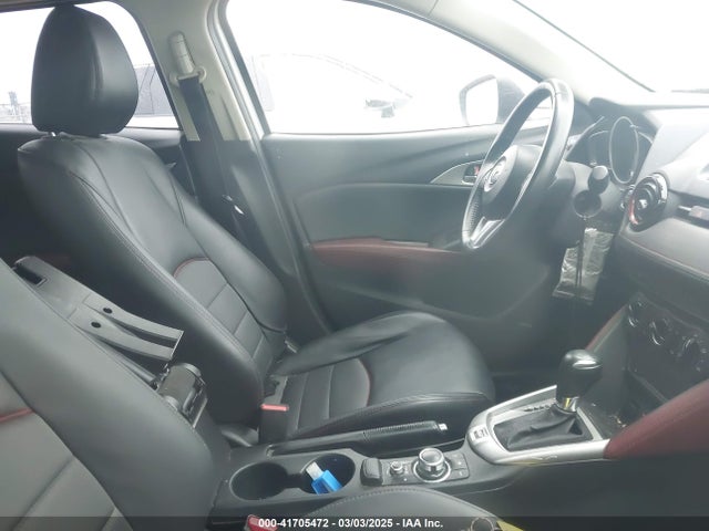 JM1DKFC75G0130180 Mazda pe