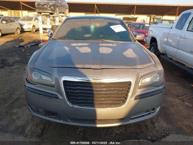 Chrysler 300 300s 2014 2C3CCABG9EH160082 Image 12