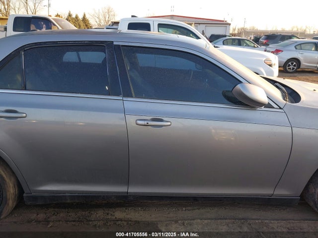 Chrysler 300 300s 2014 2C3CCABG9EH160082 Image 13