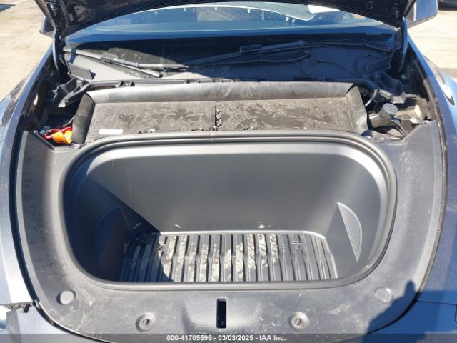 7SAYGDEDXSF242013 Tesla Model Y