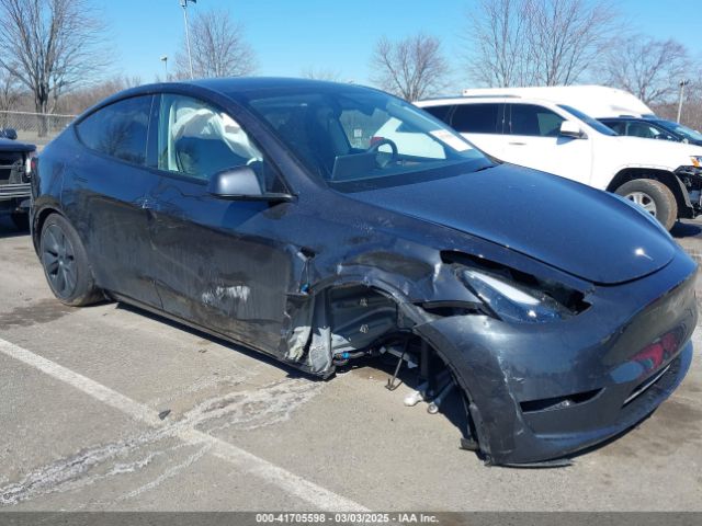 7SAYGDEDXSF242013 Tesla Model Y
